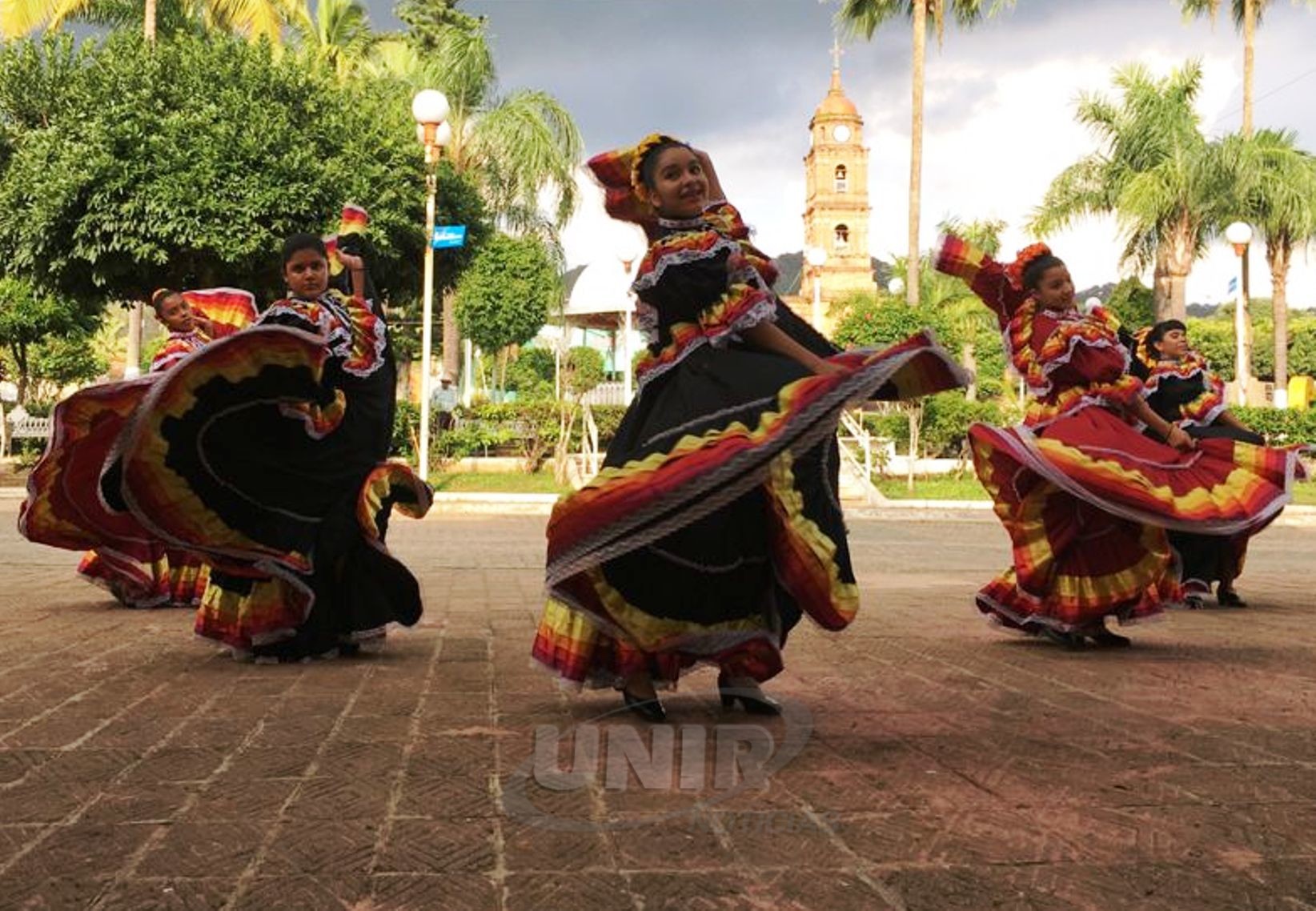 Hoy Se Presenta Cuautitlán De García Barragán En El Festival Cultural ...