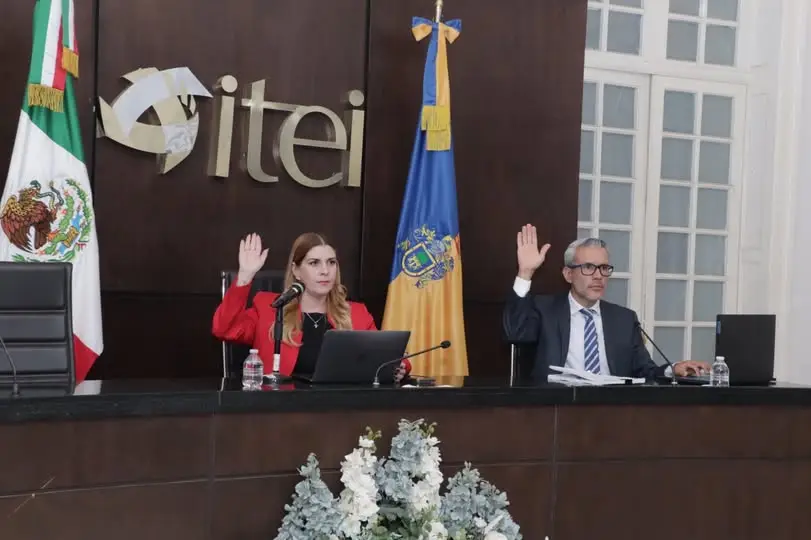 ITEI impone arresto administrativo a alcalde y funcionaria de Tomatlán